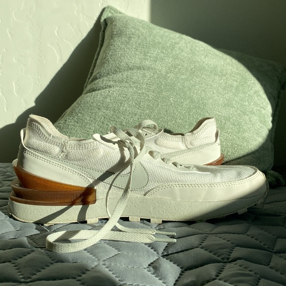 men’s nike shoe - Picture 2 of 7